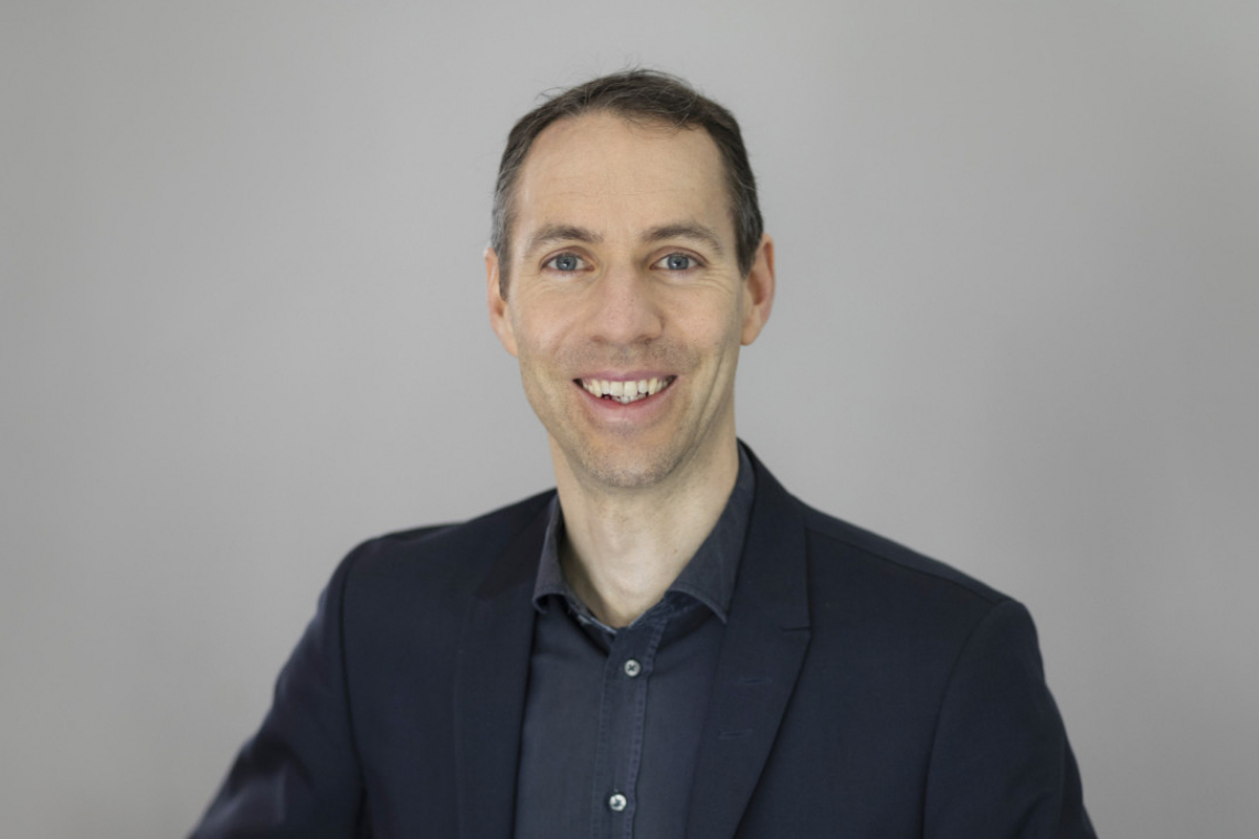 Gespräch des Monats: Prof. Dr. Florian Kerber (Hochschule Augsburg)