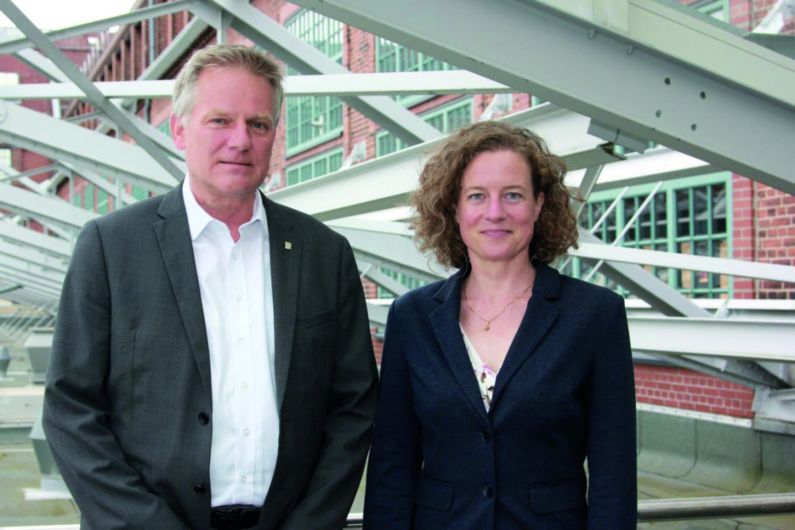 Die neue Doppelspitze des Fraunhofer IZM: Prof. Martin Schneider-Ramelow und Prof. Ulrike Ganesh (Quelle: Fraunhofer IZM)