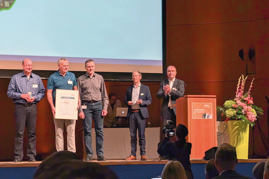 Verleihung eines PCB Design Awards an Ernst Keller