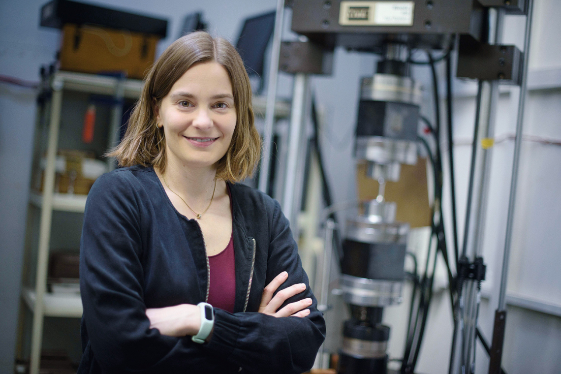 Prof. Stefanie Hanke ist Professorin für Werkstofftechnik an der Universität Duisburg-Essen (Foto: UDE / fotoagentur roth)