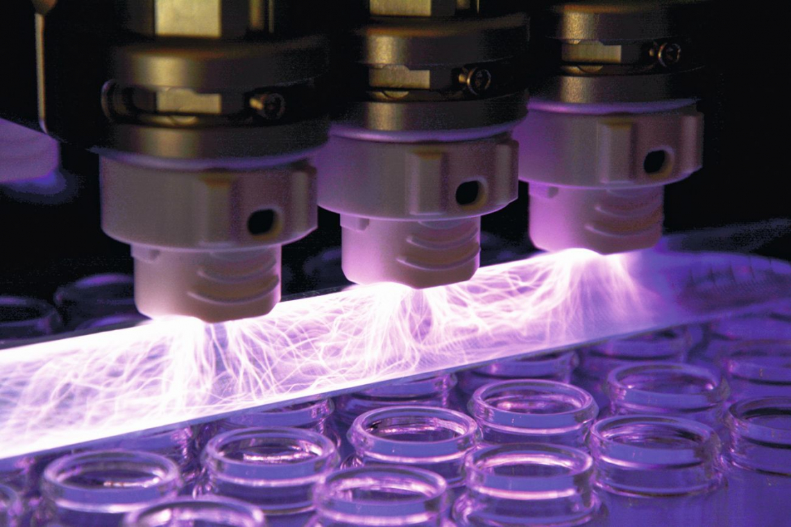 Plasmabehandlung mit dem PiezoBrush PZ3-i (Foto: relyon plasma)