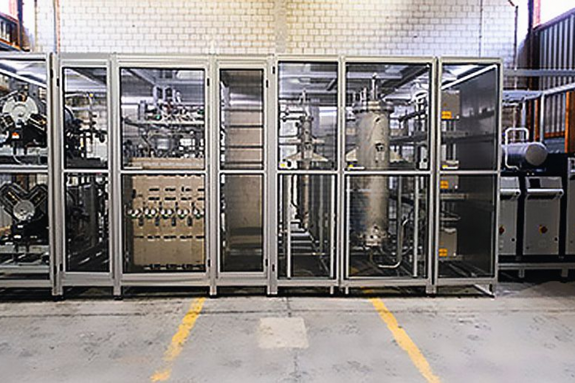 Die neue Methanisierungsanlage „move-MEGA“ der Empa vereint zentrale Bausteine der Energiewende: Sie produziert Methan aus erneuerbarem Wasserstoff und CO2 und steigert dabei gezielt die Lastflexibilität des Verfahrens – ein entscheidender Vorteil für die Nutzung schwankender erneuerbarer Stromquellen - (Foto: Empa)