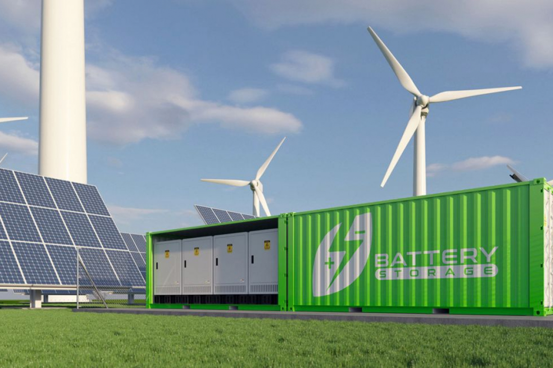 Ausgediente Elektrofahrzeug-Batterien können zunächst ein „zweites Leben“ als stationäre Energiespeicher führen, bevor sie recycelt werden (Foto: stock.adobe.com/Negro Elkha)