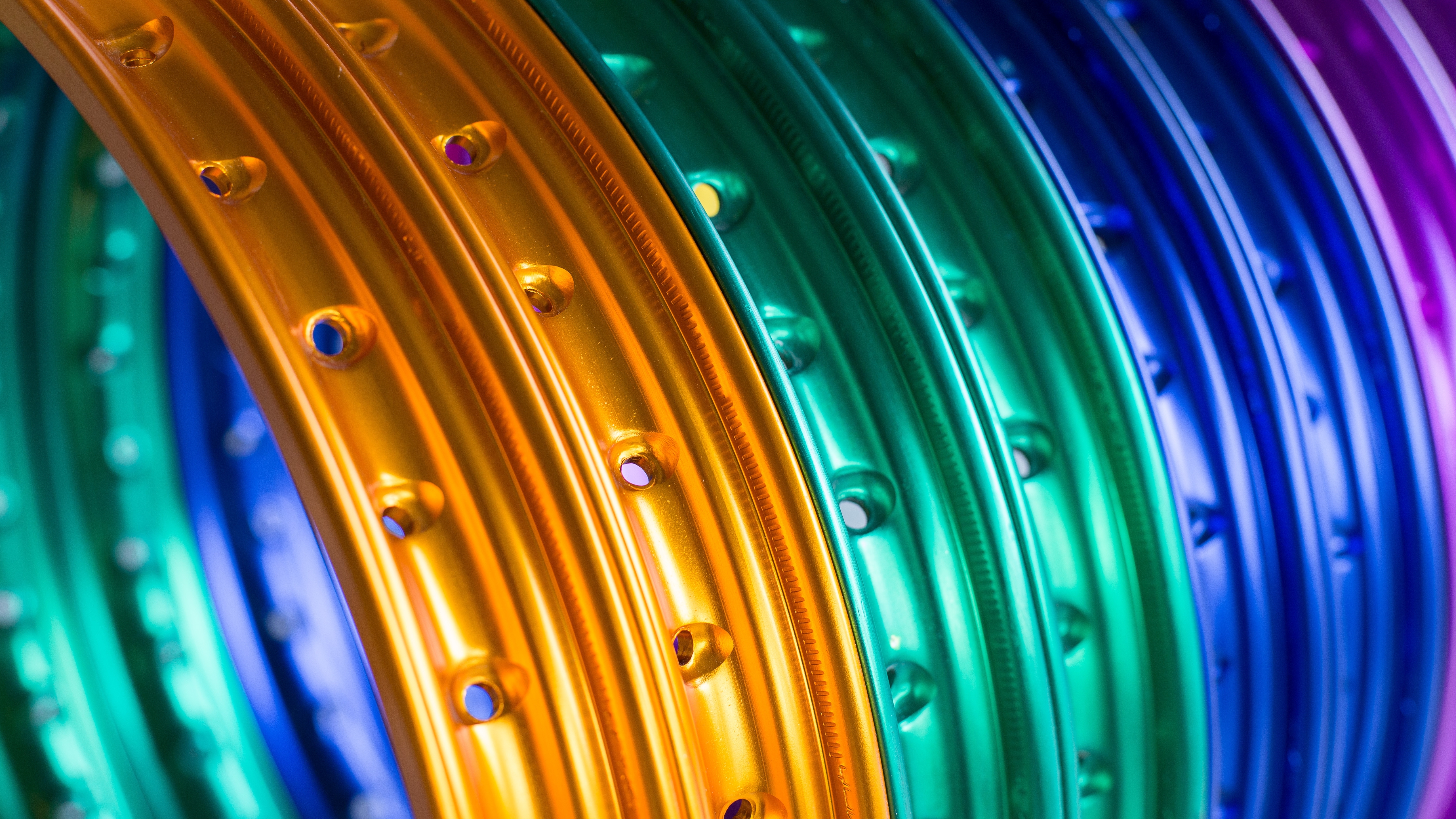Entwicklung eines zweistufigen Eloxalschichtsystems für High-Power LED-Anwendungen