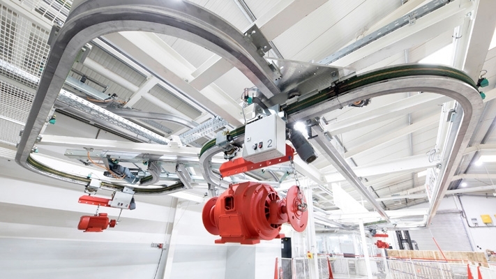 Elektrohängebahnen: Vielseitigkeit und Wirtschaftlichkeit beim Materialfluss