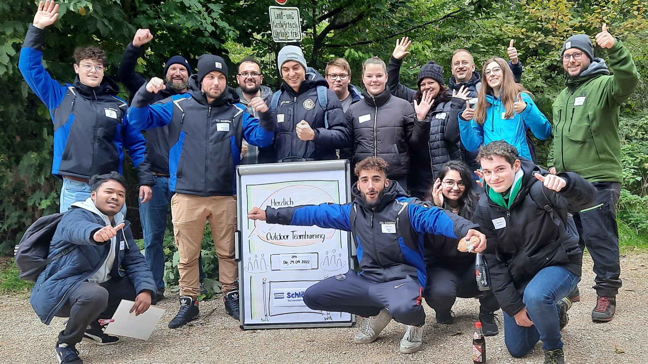 Outdoor-Training für Auszubildende und Ausbildende bei Schlötter Galvanotechnik