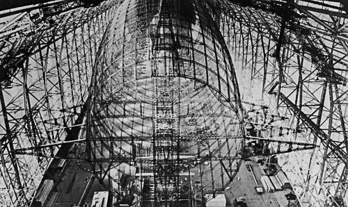 Produktion des LZ 129 „Hindenburg“ [5]