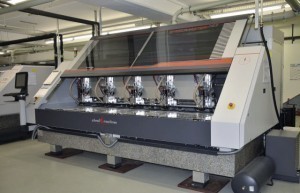 Abb. 5: Die neue 5-Spindel Bohrmaschine vom Typ Speedmaster HDI mit automatischer Beladung von Schmoll