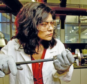 Abb. 7: Professor Sahajwalla in ihrem Labor