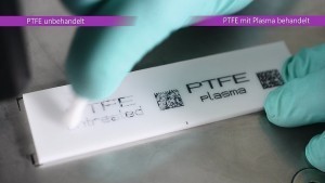 Abb. 4: Inkjet-Druck auf unbehandeltem (links) und plasmabehandeltem (rechts) PTFE