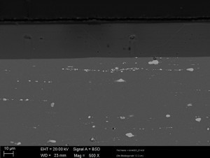 Abb. 3: Gleichmäßiger Schichtaufbau mit ca. 40µm  Schichtdicke