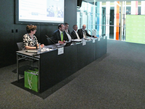 Eröffnungspressekonferenz: Heike Staege, Deutsche Messe, Hendrik Engelking, Messedirektor Surface Technology, Dr. Martin Rieser, VDMA, Dr. Walter Zeschky, ZVO, und Dr. Jürgen Hofinger, Biconex GmbH (v.l.n.r.)