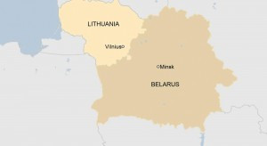 Abb. 2: Die weißrussische Regierung begleitet „Touristen“ aus der Türkei zur EU-Grenze in Litauen