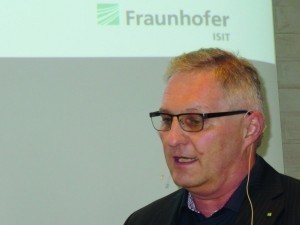 Helge Schimanski, Fraunhofer ISIT, erläuterte, was zum fertigungsgerechten Leiterplattendesign gehört und wie die Leiterplattenzuverlässigkeit positiv beeinflusst werden kann