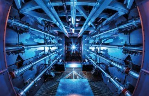 Abb. 6: Das Innere des NIF-Fusionsreaktors in den USA