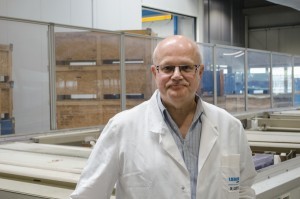 Der Vater der Galvanik: Dr. Klaus Schöttler ist bei der Liebherr Aerospace Lindenberg GmbH in vielen Bereichen tätig     