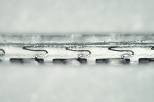 Mit LPKF ProtoLaser R gefertigte Cochlea-Elektroden-Arrays mit 32 Kanälen