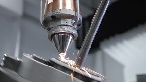 Ziel der Zusammenarbeit: Anwendungen, etwa zur wirtschaftlichen Beschichtung von PKW-Bremsscheiben oder dem Verschleiß- und Korrosionsschutz von Hydraulikzylindern. (© TRUMPF GmbH + Co. KG (Holding), Ditzingen.)