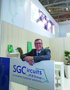 Abb. 10: Sunshine PCB GmbH, Teil  der SGCircuits PCB Group: Geschäftsführer Olaf Walter ist zufrieden mit dem  neuen Auftritt