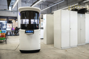 Abb. 3: Der Prototyp des neuartigen 3D-Druckers im Labor für Fertigungssysteme