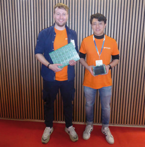 Christoph Hausdorf und Hanonan Zuh (EPCB24): Für Start-Ups und KMUs kümmern sie sich um Leiterplatten und deren Bestückung