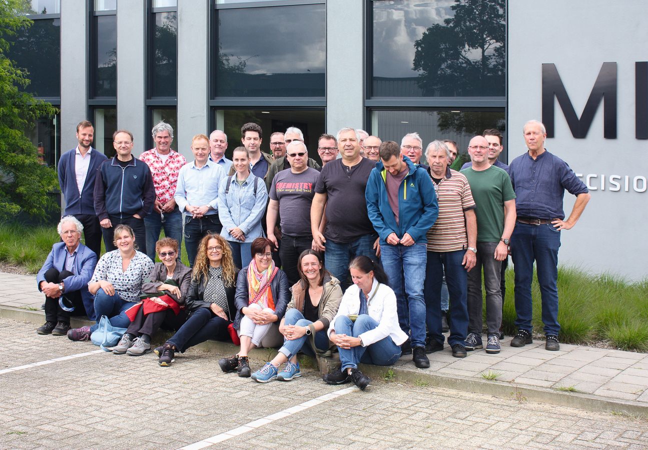 Die Firma MiFa in Venlo zeigte ihre Strangpressproduktion und Galvanik