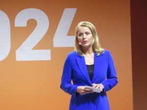Die Veranstaltung wurde von Astrid Frohloff moderiert