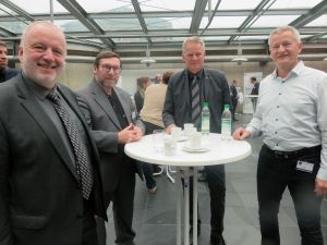Impressionen von der Ausstellung und den Pausengesprächen