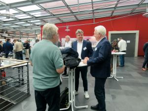 Impressionen von der Ausstellung und den Pausengesprächen