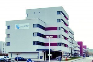 Abb. 9: Im Technologiezentrum ‚NanoCenter Dresden‘ wurde das Startup Ferroelectric Memory GmbH integriert