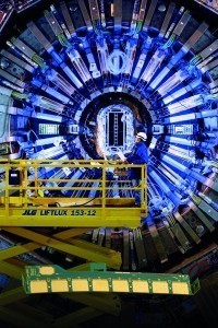 Die SLIM.flex-Leiterplatte wird in den Detektoren des neuen CERN- Teilchenbeschleunigers verbaut