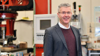 Professor Jens P. Wulfsberg hält erhebliche Energieeinsparungen in der Produktion für machbar