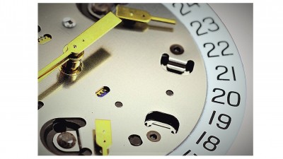 Die Uhrenindustrie gehört zu den Branchen mit den höchsten Anforderungen an Oberflächen