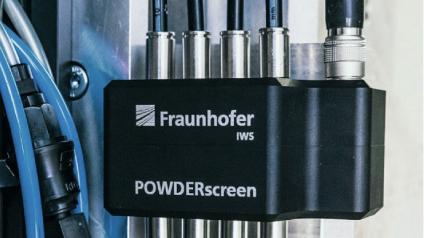 POWDERscreen unterstützt das Laserauftragsschweißen durch exakte Messung der in den Laserfokus eingebrachten Pulvermengen (Foto: Christoph Wilsnack/Fraunhofer IWS)