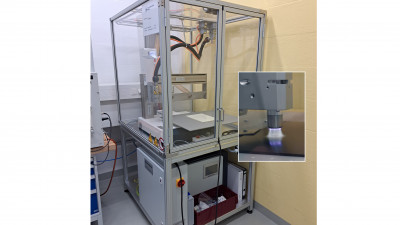 Laboranlage für die Plasmabehandlung unter Atmosphärendruck mittels Linearroboter