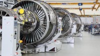 Oerlikon Balzers hat einen 10-Jahres-Vertrag mit MTU Aero Engines unterzeichnet. Die Zusammenarbeit der beiden Unternehmen wird ihre jeweiligen Kompetenzen stärken und mit erosionsbeständigen Beschichtungen für die MTU-Triebwerkskomponenten einen weiteren Beitrag zur Effizienzsteigerung der PW1100G-JM-Triebwerke leisten.