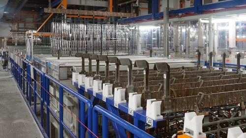 Verchromung von ABS-Kunststoffbauteilen bei BIA in Solingen