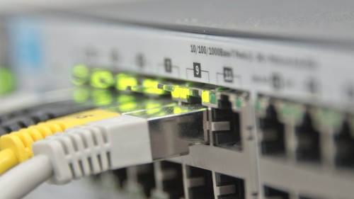Drahtgebundene Ethernet-Konnektivität an der Edge