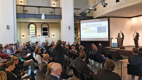 Staatssekretär Dr. Patrick Graichen, Bundesministerium für Wirtschaft und Klimaschutz (BMWK), beantwortet Fragen aus dem Publikum (Foto: C. Bäßler)