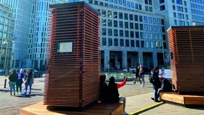 Gutes Klima in Berlin Mitte – dank der IoT-Einbindung von lebendigen Filterflächen aus Moos