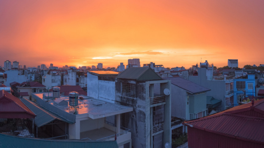 Abb. 1: Sonnenuntergang in Hanoi
