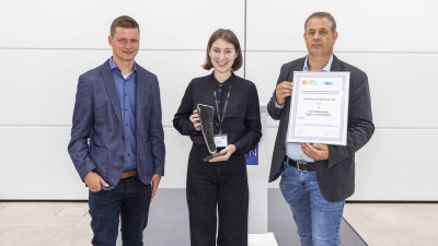 Das Familienunternehmen Laumann GmbH &amp; Co. KG aus Hörstel/Münsterland freut sich über den Innovationspreis „Fügen im Handwerk“.